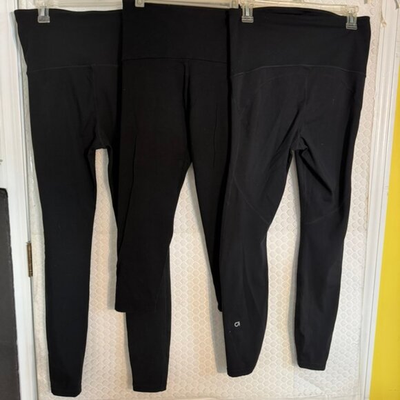 Set of 3 GAP Maternity Black Sculpt & Compression Black Pointe Leggings Sz. S - Picture 5 of 10